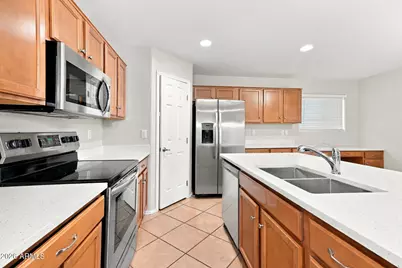45470 W Windmill Drive, Maricopa, AZ 85139 - Photo 11