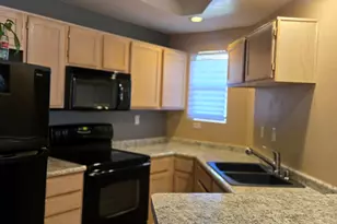 10410 N Cave Creek Rd, Phoenix, AZ 85020 - Photo 3