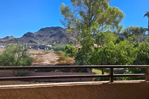 10410 N Cave Creek Rd, Phoenix, AZ 85020 - Photo 7