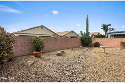 13957 W Santee Way, Surprise, AZ 85374 - Photo 27