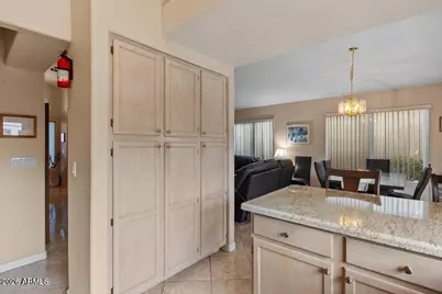 13957 W Santee Way, Surprise, AZ 85374 - Photo 15
