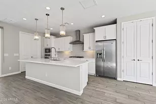 2004 E Park View Ln, Phoenix, AZ 85024 - Photo 3
