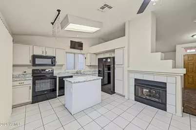5175 W Kerry Lane, Glendale, AZ 85308 - Photo 5