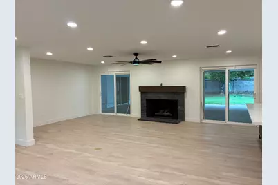 7801 N 16th Lane, Phoenix, AZ 85021 - Photo 3