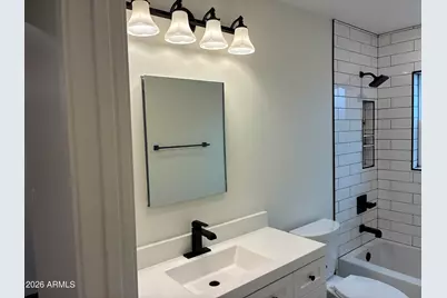 7801 N 16th Lane, Phoenix, AZ 85021 - Photo 17