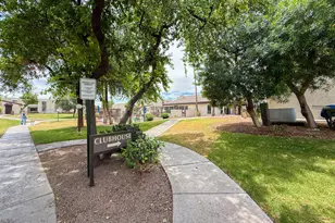 3825 E Camelback Rd, Phoenix, AZ 85018 - Photo 23