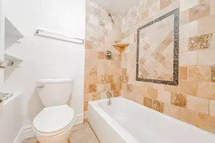 3825 E Camelback Rd, Phoenix, AZ 85018 - Photo 19
