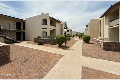 3825 E Camelback Road #215, Phoenix, AZ 85018 - Photo 1