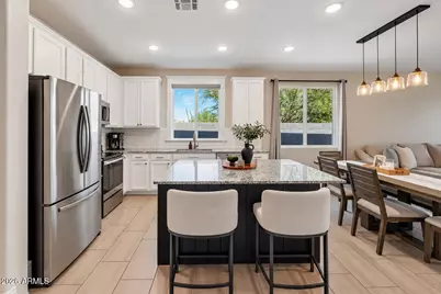 25183 N 135th Avenue, Peoria, AZ 85383 - Photo 5