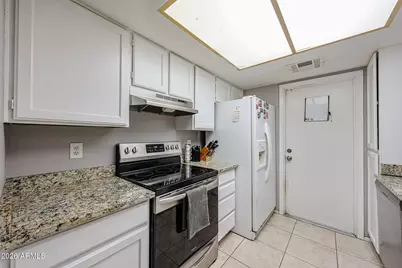 6524 W Desert Cove Avenue, Glendale, AZ 85304 - Photo 17