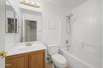 2920 E Eberle Lane, Phoenix, AZ 85032 - Photo 13