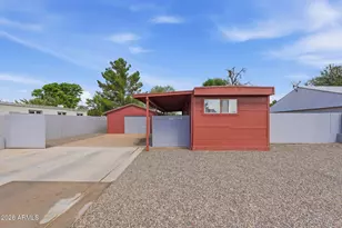 544 E Lynwood St, Mesa, AZ 85203 - Photo 1