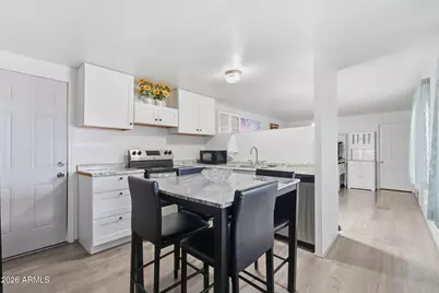 544 E Lynwood Street, Mesa, AZ 85203 - Photo 9