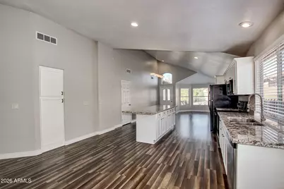 19113 N 75th Drive, Glendale, AZ 85308 - Photo 7
