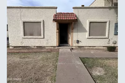 8101 N 31st Drive, Phoenix, AZ 85051 - Photo 1