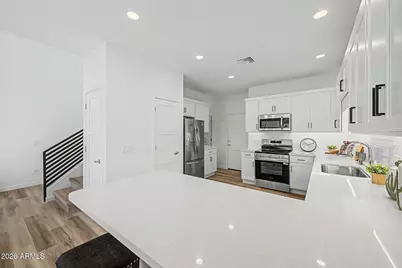2041 E Michigan Avenue #2, Phoenix, AZ 85022 - Photo 7