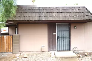 914 S Acapulco Ln, Tempe, AZ 85281 - Photo 1