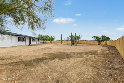 1920 E 18th Avenue, Apache Junction, AZ 85119 - Photo 3