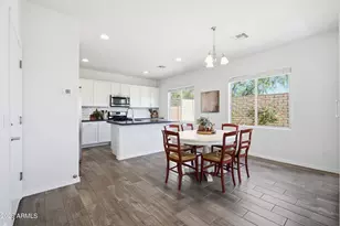687 N Sparrow Ct, Gilbert, AZ 85234 - Photo 13