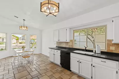 7021 W McRae Way, Glendale, AZ 85308 - Photo 21