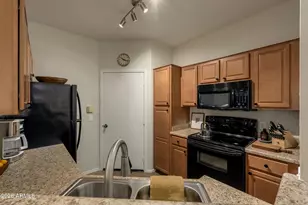 1411 E Orangewood Ave, Phoenix, AZ 85020 - Photo 9