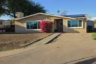 1128 N Walnut Dr, Casa Grande, AZ 85122 - Photo 1