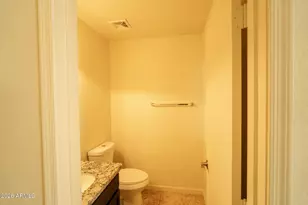 649 E Springfield Pl, Chandler, AZ 85286 - Photo 7