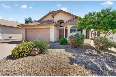 3323 W Constitution Drive, Chandler, AZ 85226 - Photo 1