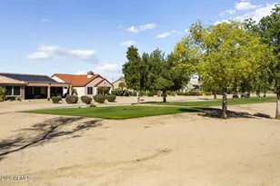 17802 N Bridle Ln, Surprise, AZ 85374 - Photo 13