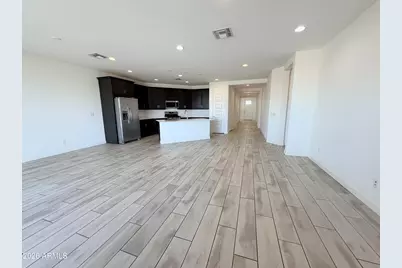 5324 S 24th Lane, Phoenix, AZ 85041 - Photo 3