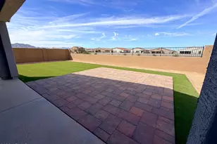 5324 S 24th Ln, Phoenix, AZ 85041 - Photo 9