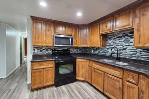 5002 W Bethany Home Rd, Glendale, AZ 85301 - Photo 9