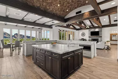 4660 E Sparkling Lane, Paradise Valley, AZ 85253 - Photo 9