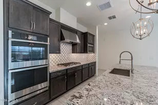 25424 N 19th Dr, Phoenix, AZ 85085 - Photo 7