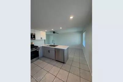 1627 W Villa Theresa Drive, Phoenix, AZ 85023 - Photo 11