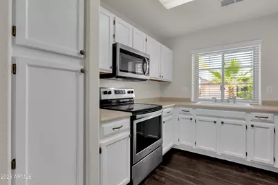 13864 N 91st Lane, Peoria, AZ 85381 - Photo 5