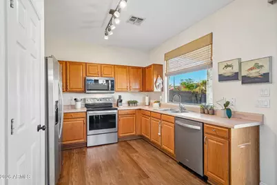 10756 W Citrus Grove Way, Avondale, AZ 85392 - Photo 9