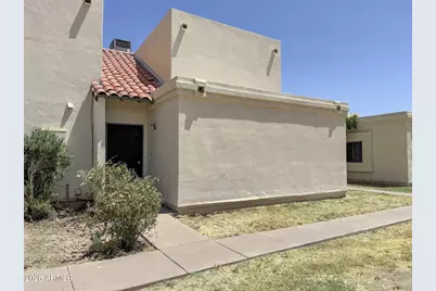 3202 W Loma Lane #2, Phoenix, AZ 85051 - Photo 3