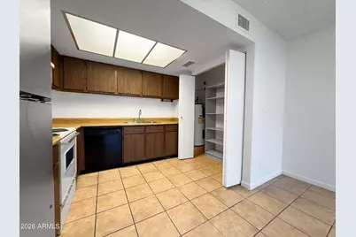 3202 W Loma Lane #2, Phoenix, AZ 85051 - Photo 13