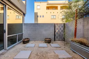 537 E Willetta St, Phoenix, AZ 85004 - Photo 29