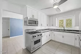 2807 N 21st St, Phoenix, AZ 85006 - Photo 9