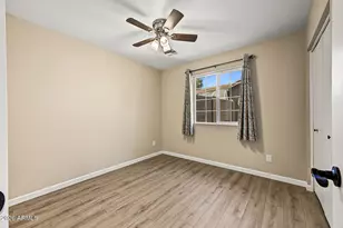 2301 E Laurel Ln, Phoenix, AZ 85028 - Photo 21