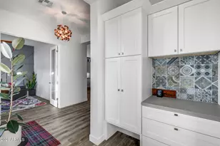8211 N 17th Ave, Phoenix, AZ 85021 - Photo 15