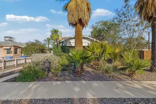 2015 North 8th St, Phoenix, AZ 85006 - Photo 1