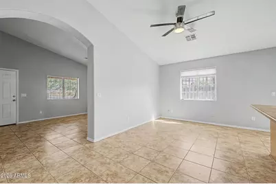 701 W Buist Avenue, Phoenix, AZ 85041 - Photo 7