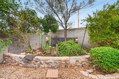 533 N Joshua Tree Lane, Gilbert, AZ 85234 - Photo 43
