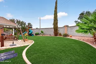533 N Joshua Tree Ln, Gilbert, AZ 85234 - Photo 41