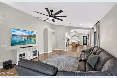 533 N Joshua Tree Lane, Gilbert, AZ 85234 - Photo 15