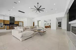 11601 N 65th St, Scottsdale, AZ 85254 - Photo 15