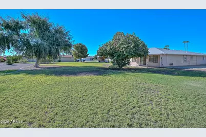 10220 W Pineridge Drive, Sun City, AZ 85351 - Photo 9